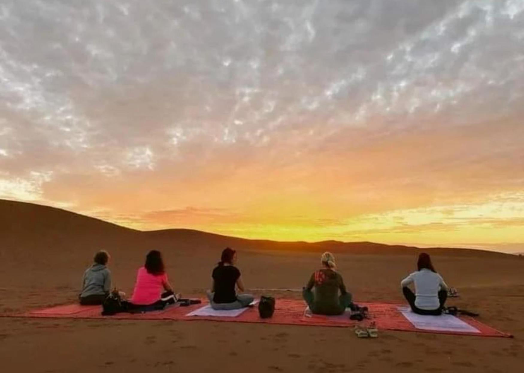Luxury Bedouin Camp Bed & Breakfast Merzouga Ngoại thất bức ảnh