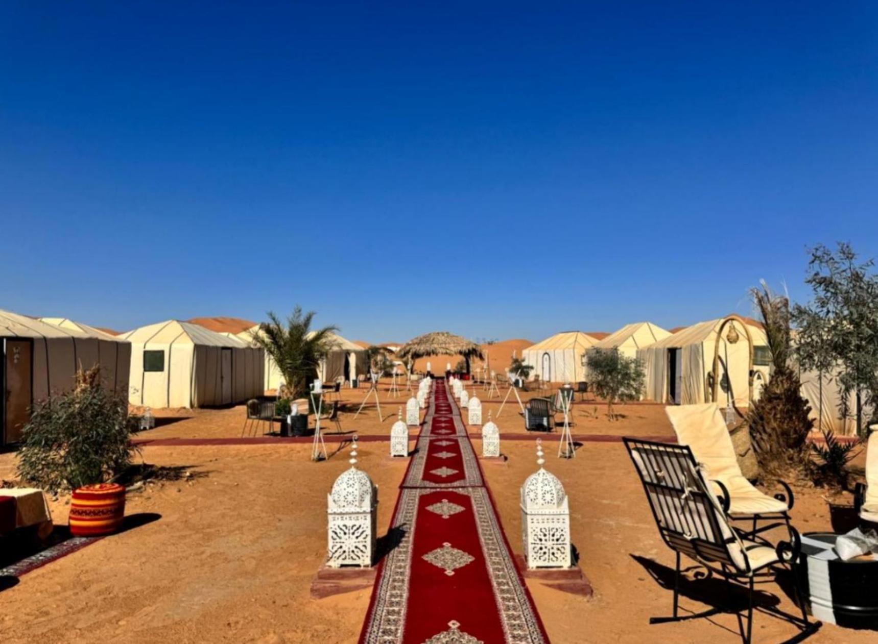 Luxury Bedouin Camp Bed & Breakfast Merzouga Ngoại thất bức ảnh